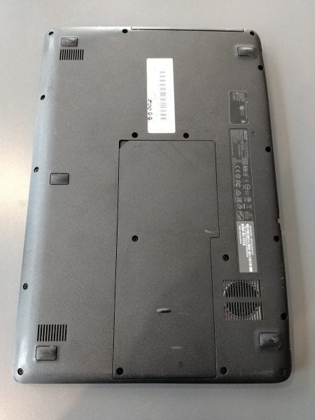 Acer Aspire ES15 Base - colchesterit.com