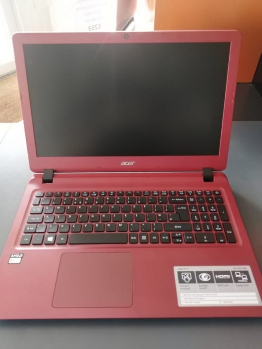 Acer ES1-523 Laptop - colchesterit.com